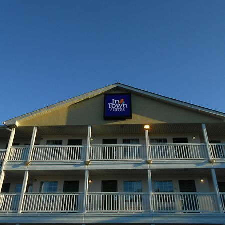 Sun Suites Of 체서피크 외부 사진