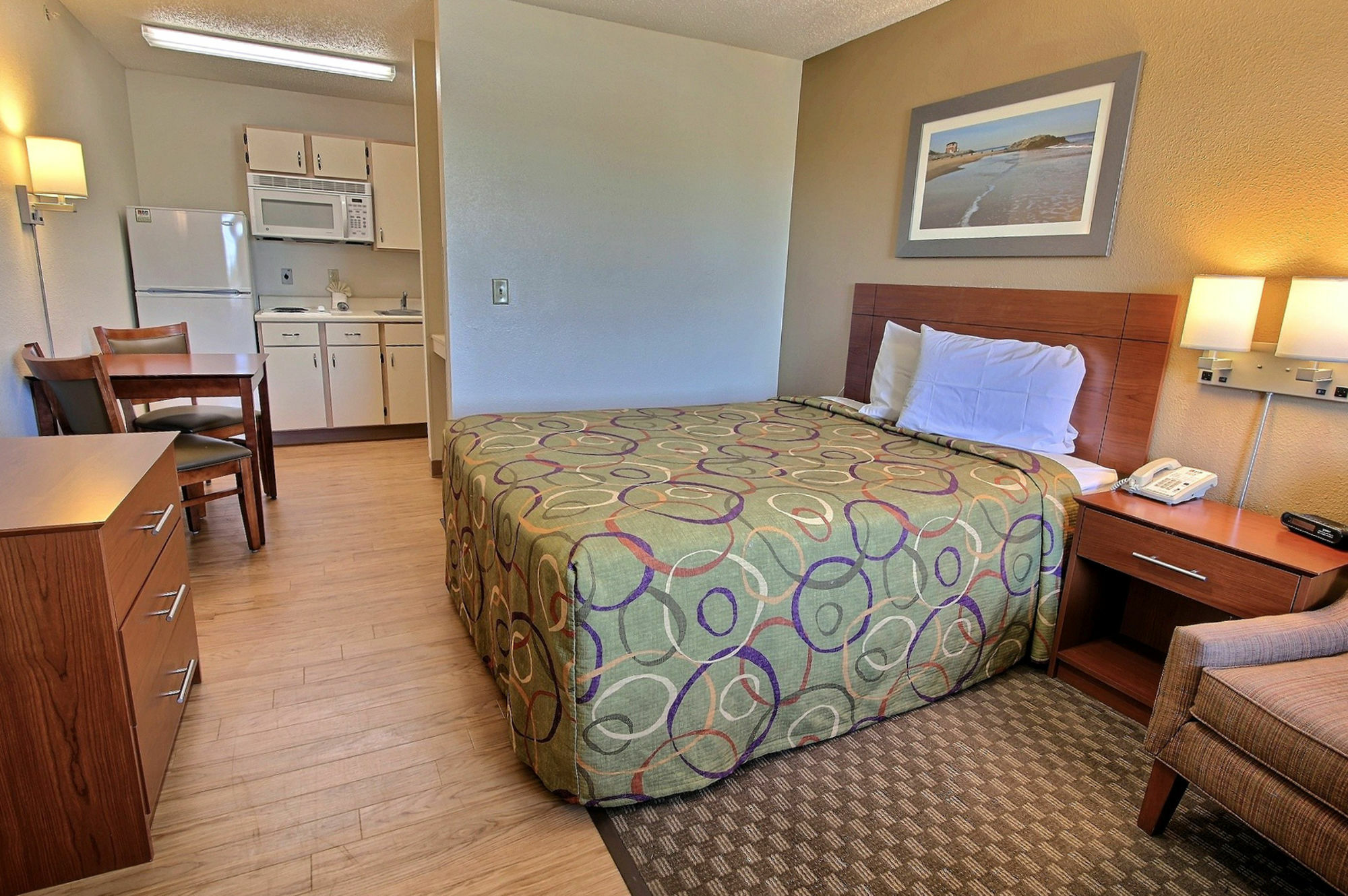 Sun Suites Of 체서피크 외부 사진